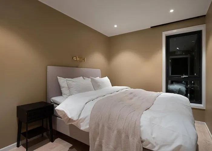 Premium Waterfront Sea And Mountain View * 特罗姆瑟